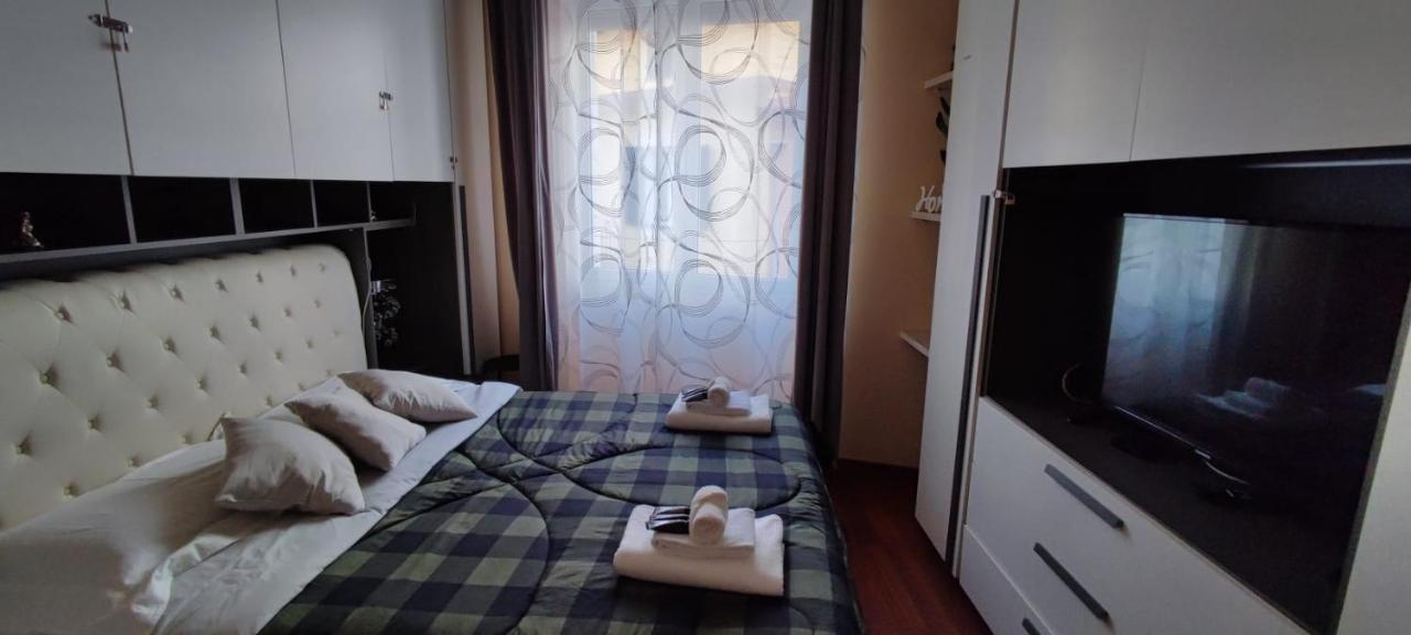 Azzurra Holiday Home - 850 M Al Mare - 75 Mq - Balconata Vivibile - Wi-Fi - Pay Tv Gratis - Posteggio Auto Condominiale Non Assegnato ラッパロ エクステリア 写真