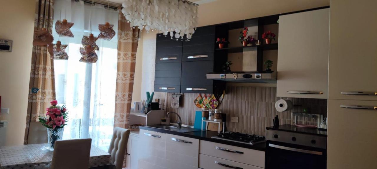 Azzurra Holiday Home - 850 M Al Mare - 75 Mq - Balconata Vivibile - Wi-Fi - Pay Tv Gratis - Posteggio Auto Condominiale Non Assegnato ラッパロ エクステリア 写真