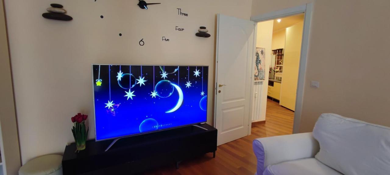 Azzurra Holiday Home - 850 M Al Mare - 75 Mq - Balconata Vivibile - Wi-Fi - Pay Tv Gratis - Posteggio Auto Condominiale Non Assegnato ラッパロ エクステリア 写真