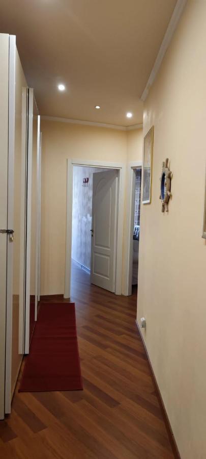 Azzurra Holiday Home - 850 M Al Mare - 75 Mq - Balconata Vivibile - Wi-Fi - Pay Tv Gratis - Posteggio Auto Condominiale Non Assegnato ラッパロ エクステリア 写真